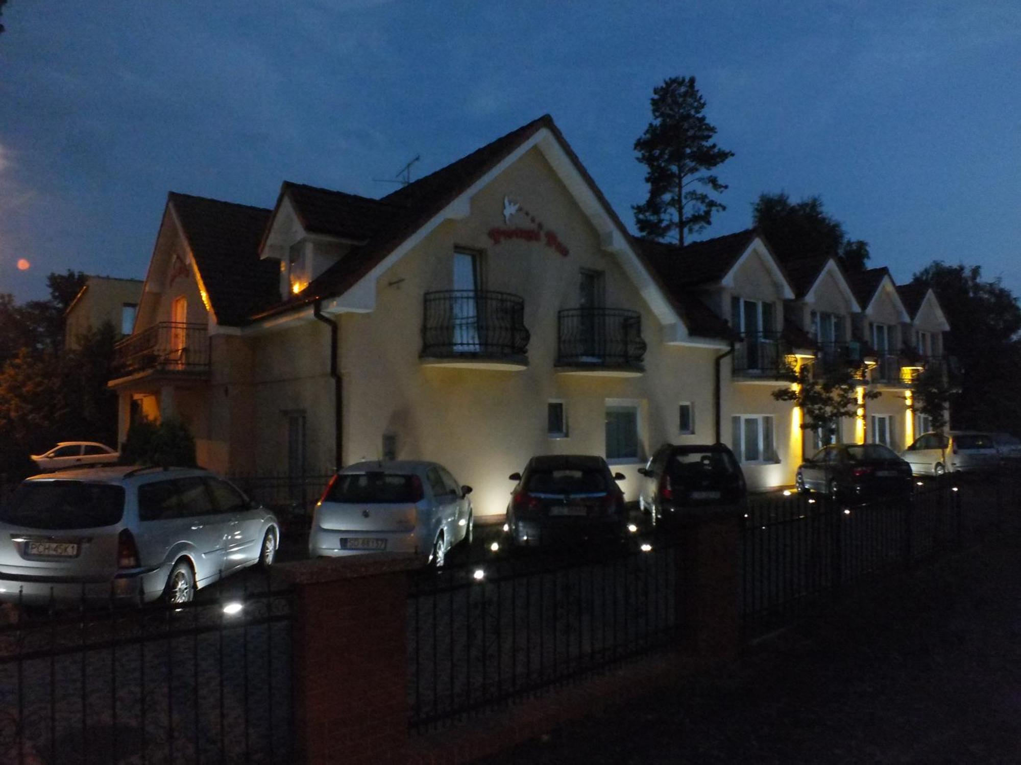 Hotel Piotrus Pan Niechorze Exterior foto